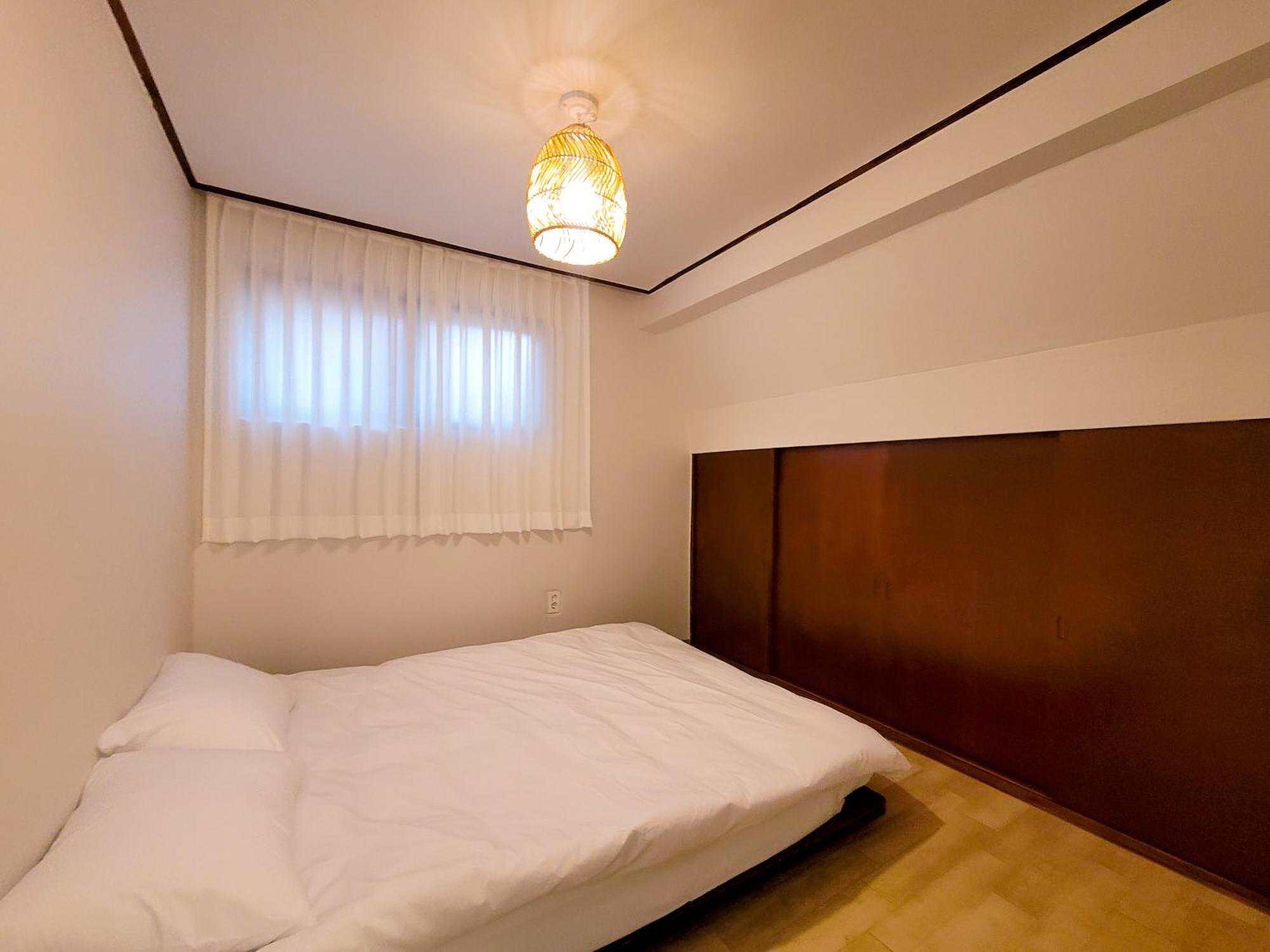 3bed Memory In Seongsu Far From 5min Away Forest St Wangsimni St *